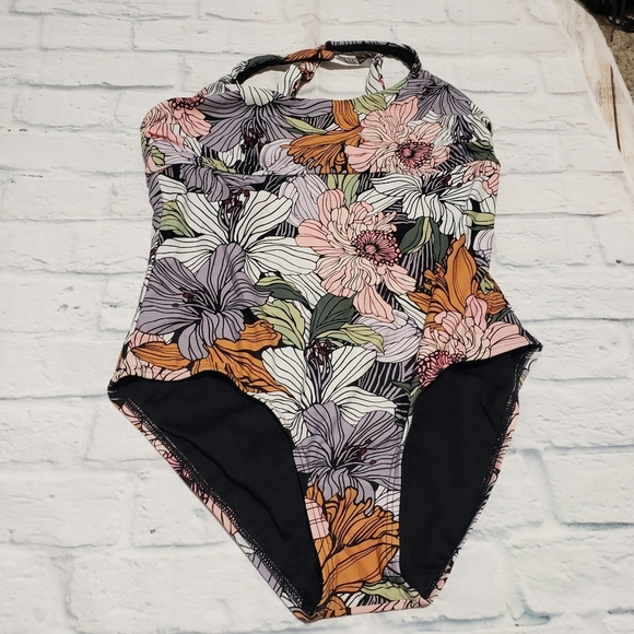Title Nine One Piece Swimsuit Size Meduim Floral Real Deal Colorful Swim